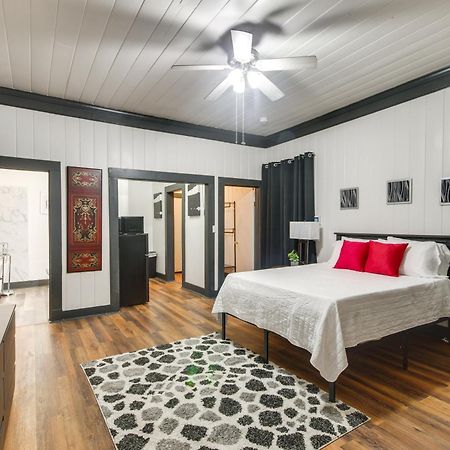 Modern Greenwood Studio Less Than 1 Mi To Downtown! Exterior foto